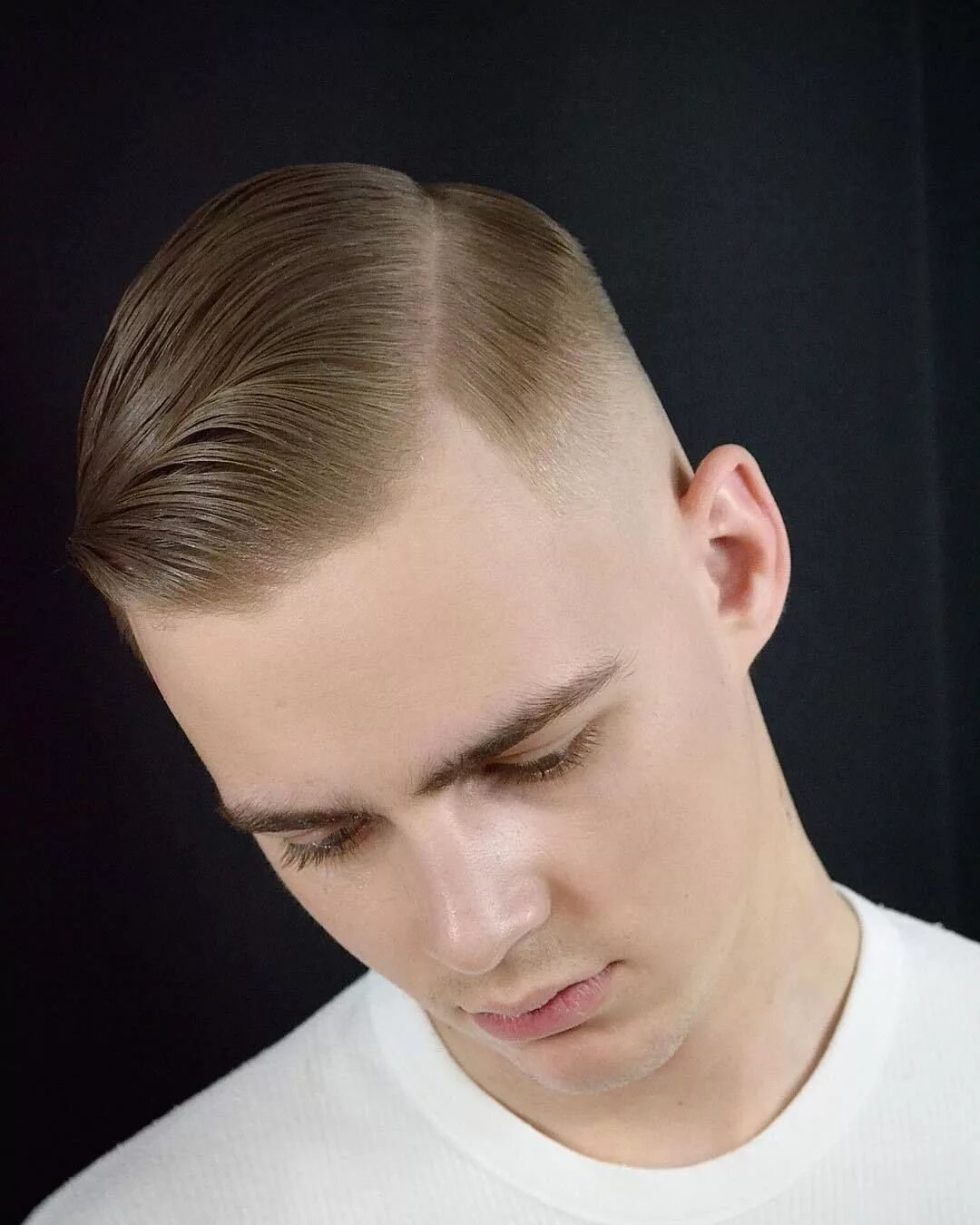 Прическа на короткие волосы с пробором Mens hair in general Mens hairstyles thick hair, Gents hair style, Mens haircuts