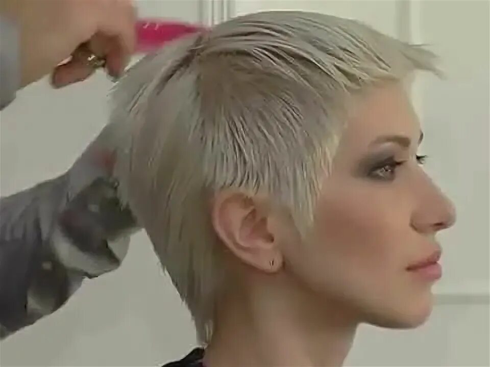 Прическа на короткие волосы видео уроки Short Haircut Tutorial