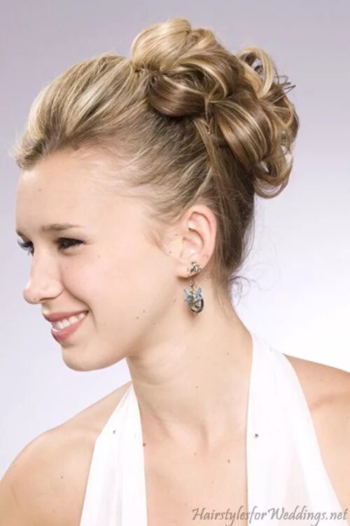 Прическа на корпоратив на короткие Wedding Updos for Medium Length Hair