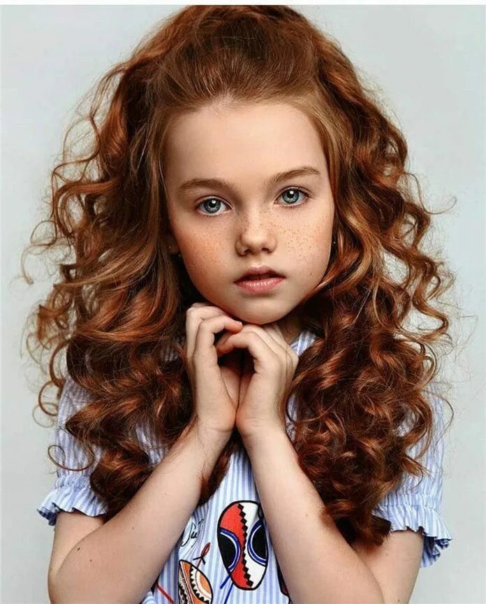 Прическа на кудрявые волосы длинные девочке 80 Long Curly Hairstyles for Women in 2020 Girl haircuts, Curly girl hairstyles,