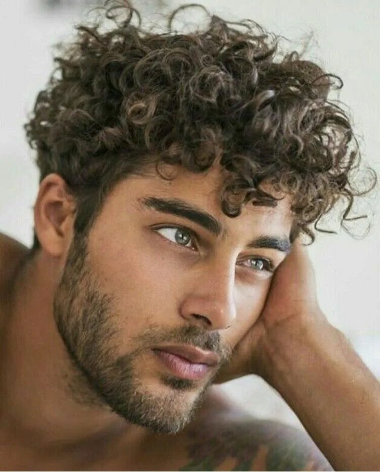 Прическа на кудрявые волосы мужские средние Pin on The Husband Catalogue Men's curly hairstyles, Haircuts for curly hair, Me