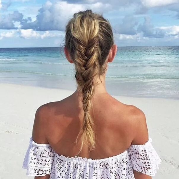 Прическа на море на средние Pin on Hair Inspiration Braided ponytail hairstyles, Braided ponytail, Long hair