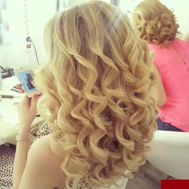 Прическа на накрученные волосы средней длины Pin by Makbule Aslantürk on kadın ve güzellik Hair styles, Gorgeous hair, Hair i