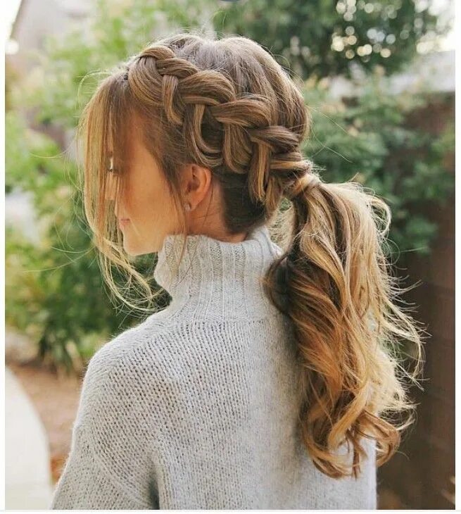 Прическа на последний звонок на длинные Pin by Kellianne White on Hair etc in 2023 Cute hairstyles long, Long hair style