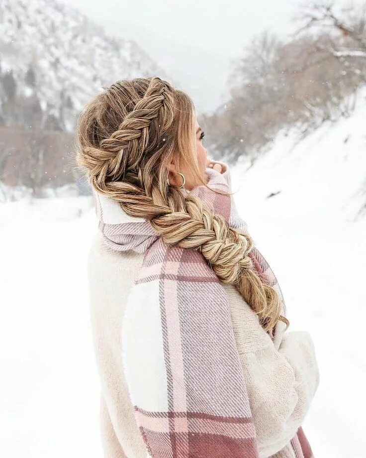 Прическа на прогулку 2024 Get the We Heart It app! Hot hair styles, Winter hairstyles, Long hair styles