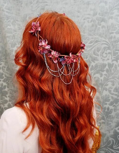 Прическа на рыжие волосы средней Vanlanthiriel-cascading floral elf crown2 Natural red hair, Pretty hairstyles, R