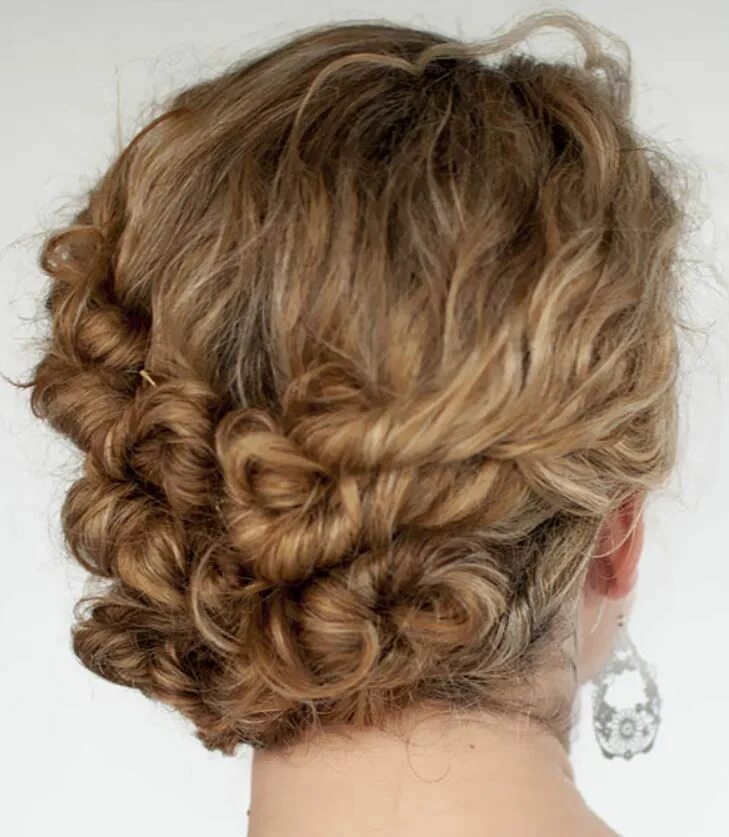 Прическа на средние кудрявые волосы простые Twist and Pin Updo Curly hair up, German hairstyle, Hair styles