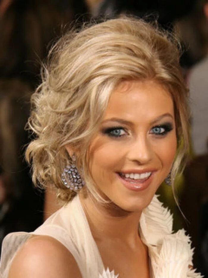 Прическа на средние русые woohair.com Prom hairstyles for long hair, Prom hairstyles for short hair, Long 