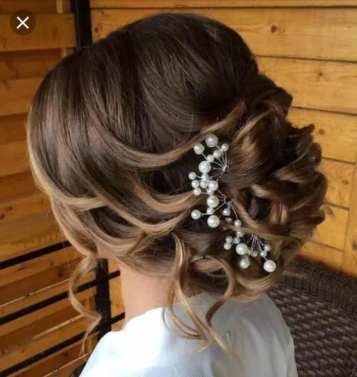 Прическа на средние волосы 11 класс Pin by Claire Hughes on wedding cakes Wedding hairstyles for long hair, Long hai