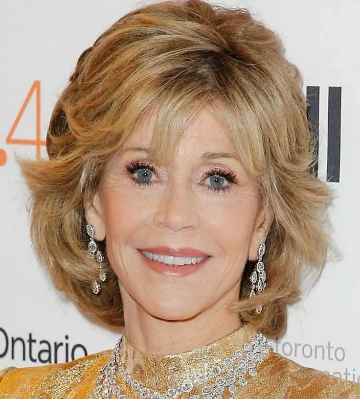 Прическа на средние волосы 55 лет Seven Outrageous Ideas For Your Jane ... Jane fonda hairstyles, Short hair style