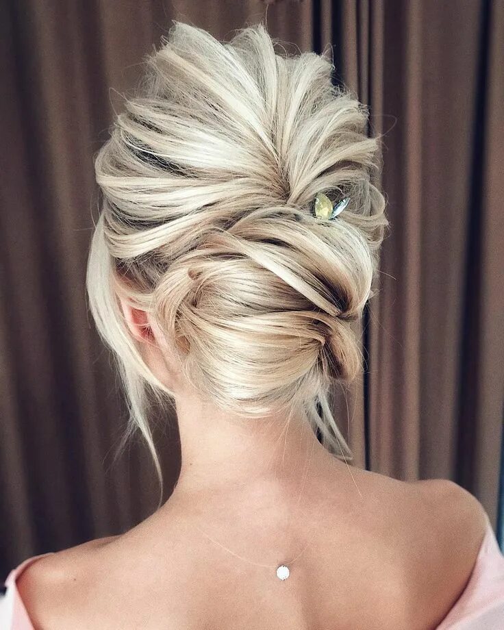 Прическа на средние волосы блонд Gorgeous Wedding Updo Hairstyle To Inspire You Medium length hair styles, Long h