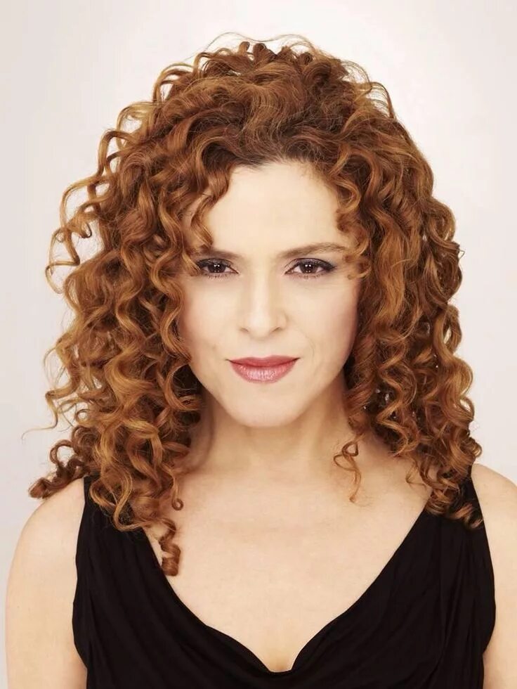 Прическа на средние волосы мокрая химия Bernadette Peters Curly hair styles, Bernadette peters, Her hair