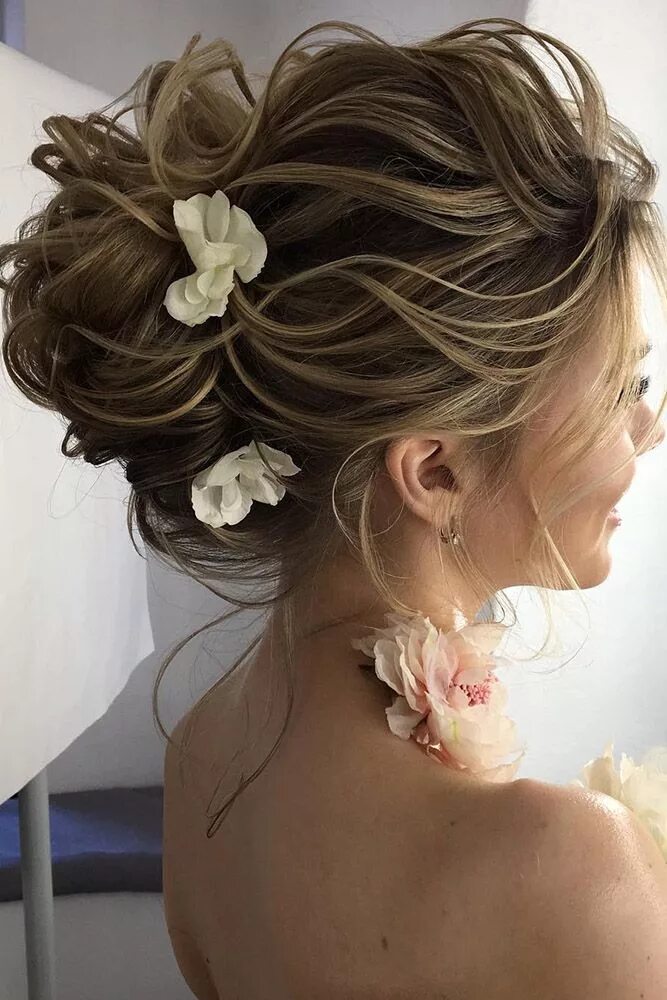 Прическа на средние волосы на свадьбу подруге Classic Wedding Hairstyles: 30+ Best Looks & Expert Tips Long hair styles, Weddi