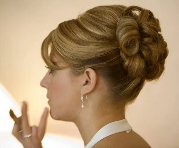 Прическа на средние волосы на торжество Bridesmaid Hair Styles HairStylesChats.com Wedding hairstyles for medium hair, H