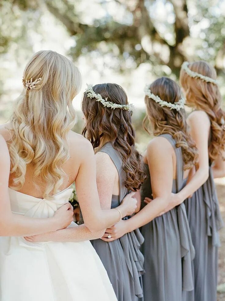 Прическа на средние волосы подружка невесты 47 Effortlessly Gorgeous Boho Wedding Hairstyles We're Currently Obsessing Over 