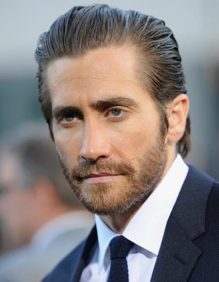 Прическа на средние волосы зачес назад Pin on When the "Gyllenhaal" is too strong... Jake gyllenhaal, Jake, Jake g