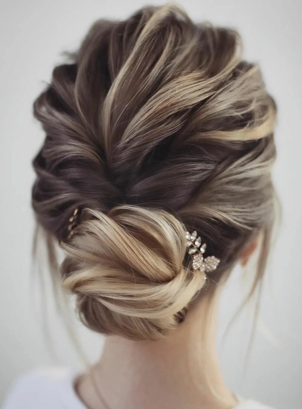 Прическа на свадьбу 2024 подруге Gorgeous & Super-Chic Hairstyle That’s Breathtaking Unique wedding hairstyles, H