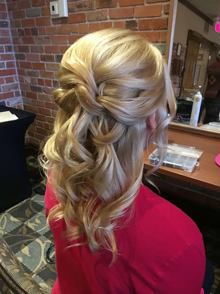 Прическа на свадьбу маме длинные волосы Half up half down wedding hair for bride or mother of the bride Mother of the br