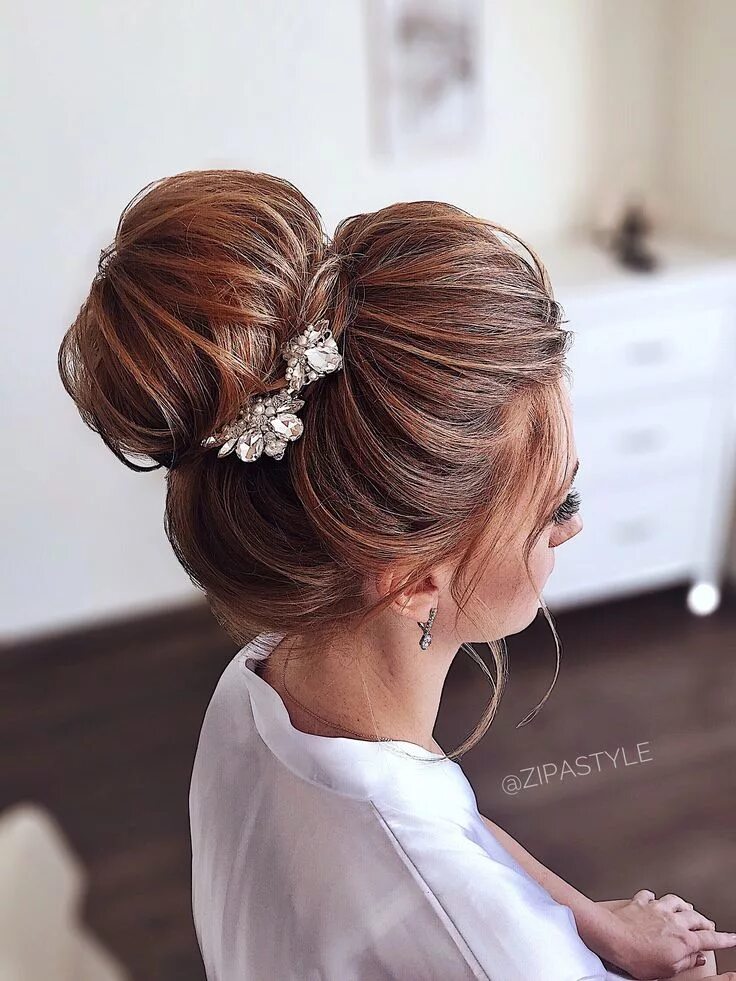 Прическа на свадьбу на средние волосы Прическа высокий пучок Hairdo, Wedding hairstyles, Aesthetic pictures