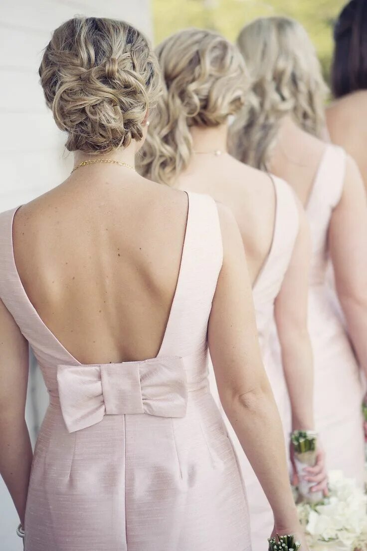 Прическа на свадьбу подружке невесты 2024 White Oaks Ranch Wedding from Sarah Kate Perfect bridesmaid dress, Blush bridesm