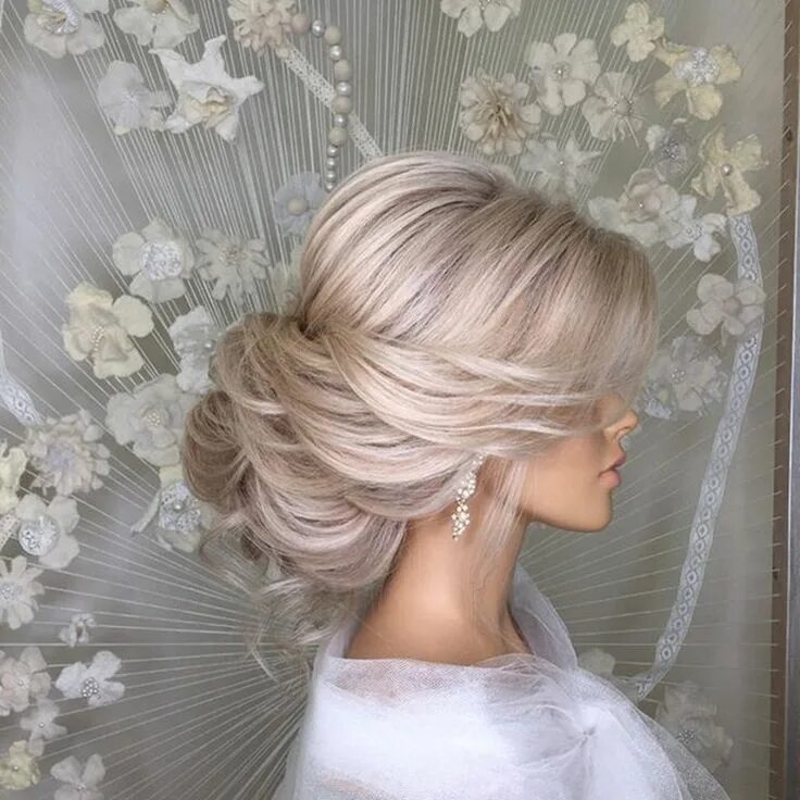 Прическа на светлые волосы средней длины Pin on peinados Short hair styles, Wedding hair and makeup, Hair trends