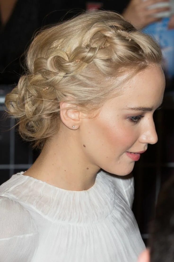 Прическа на тонкие редкие волосы средней длины JENNIFER LAWRENCE : Photo Jennifer lawrence hair, Beauty tips for hair, Braided 