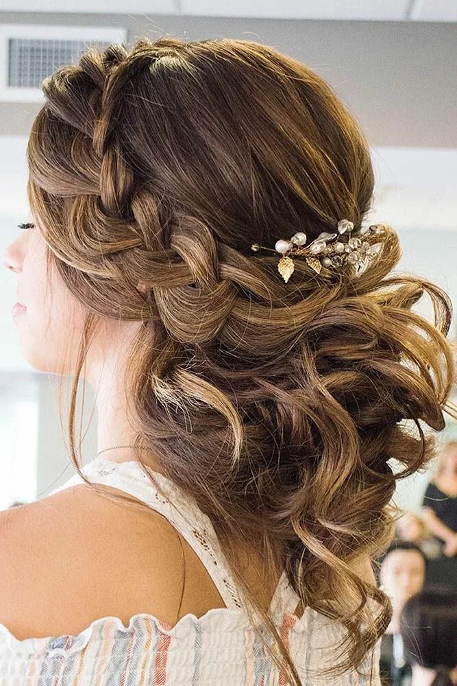 Прическа на выпускной 11 класс средние 137 Wedding Hairstyles: 2024 Guide Expert Tips & FAQs Messy wedding hair, Prom h