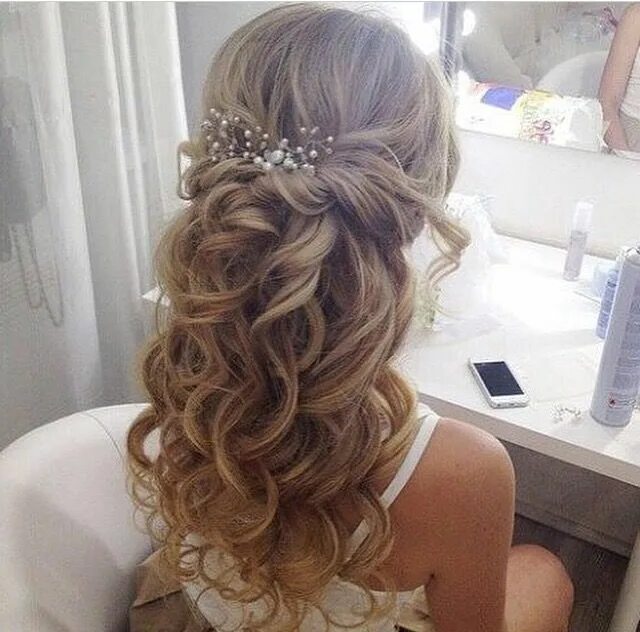 Прическа на выпускной на длинные волосы Pin by Amy Probst on Prom Long hair styles, Wedding hairstyles for long hair, We