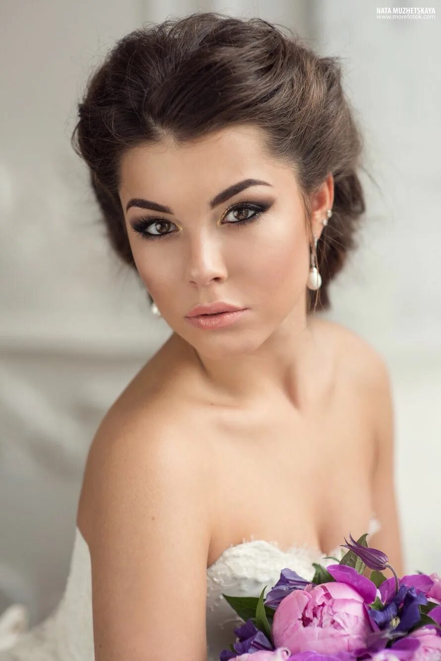 Прическа невесты 2024 и макияж свадебный Lovely bridal look Make up, hairstyles . Hair styles, Wedding hairstyles, Weddin