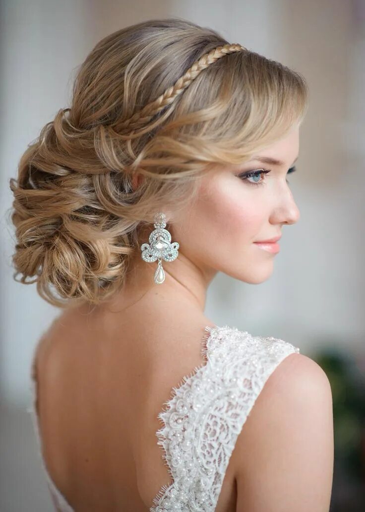 Прическа невесты на среднюю длину Bridal Hairstyle Peinado de novia recogidos, Peinados boda trenza, Peinados boda