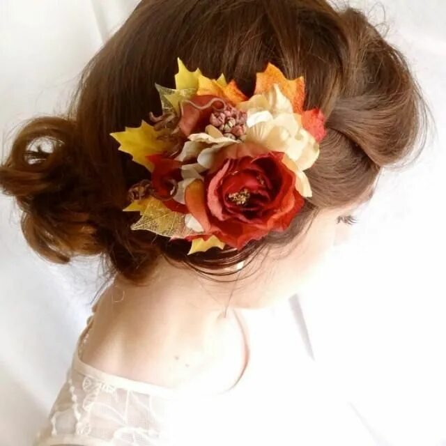 Прическа осень Pin by Paulette on A Village of Cottages Fall wedding hairstyles, Wedding hair c