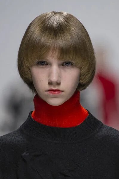 Прическа паж мужская Jil Sander at Milan Fashion Week Fall 2018 Beard styles haircuts, Really short h