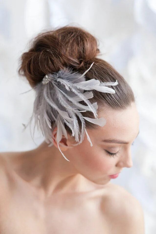 Прическа перья Modern Ways to Wear a Brooch Emmaline Bride Feather wedding headpiece, Wedding h