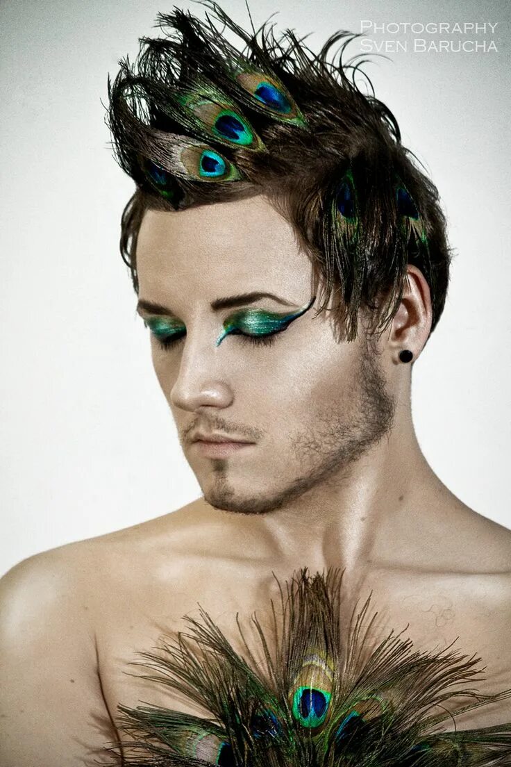 Прическа перья мужская papageno Male makeup, Peacock makeup, Mens hairstyles