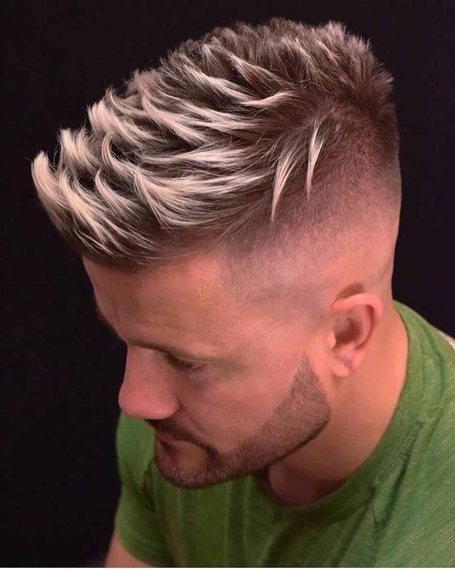 Прическа перья мужская Páči sa mi to: 2,456, komentáre: 7 - Men&#39;s hairstyles inspiration (@4hairple