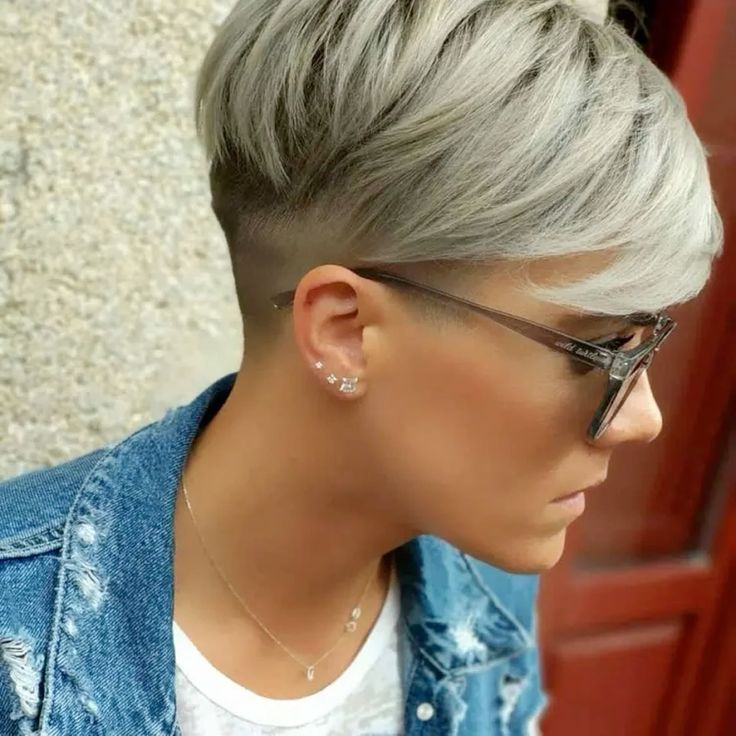 Прическа пикси 2024 Pin on hair in 2024 Pixie haircut, Short hair styles pixie, Short hair cuts