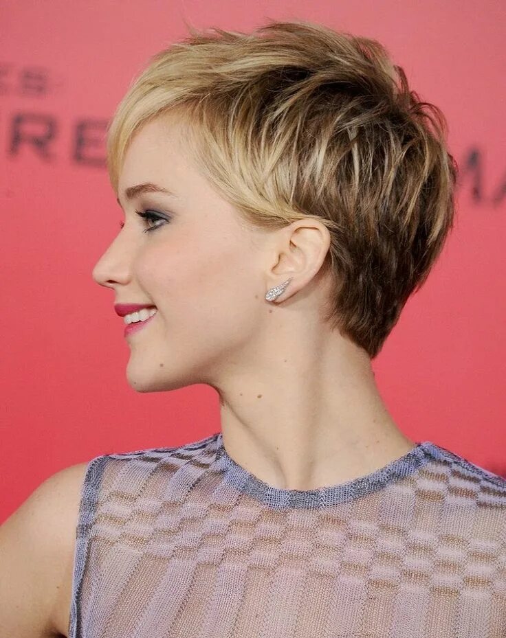 Прическа пикси фото на средние Pixie Cut mit langem Deckhaar: Der perfekte Schnitt für Sie! Pixie cut feines ha