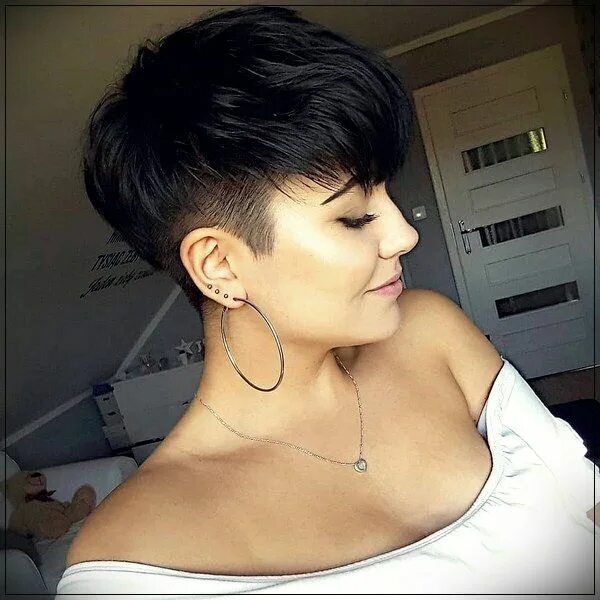 Прическа пикси на длинные Super new haircuts for 2019-2020 season: TOP 7 of trends Короткие стрижки, Стриж