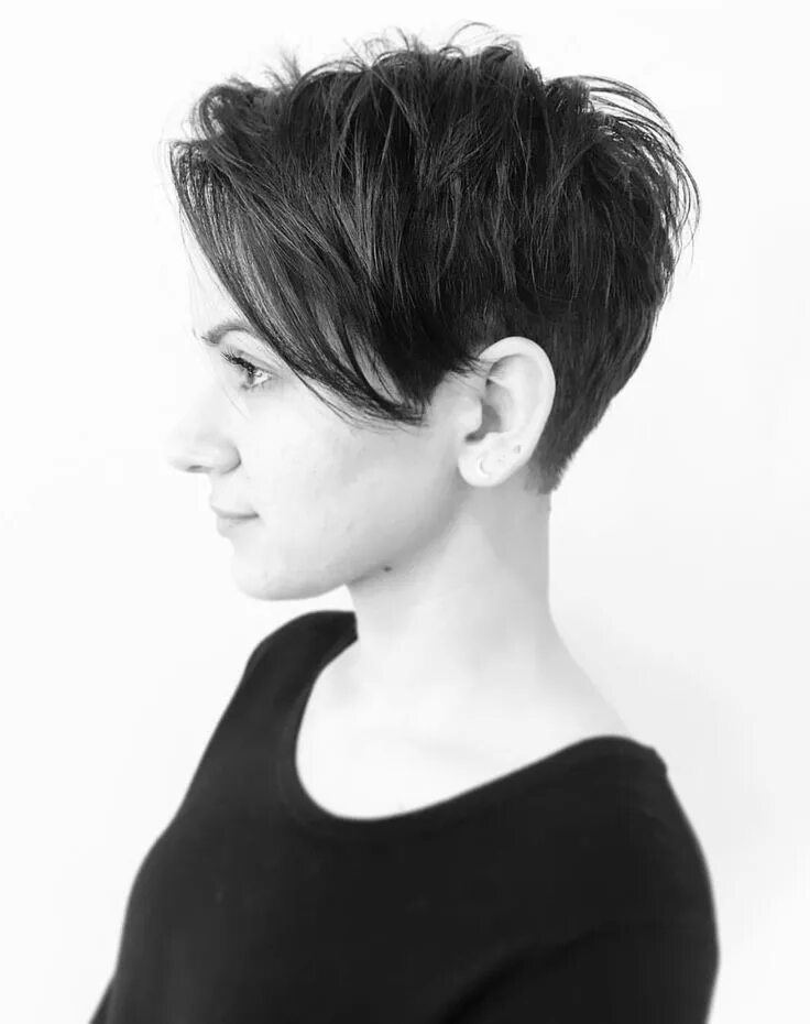 50 Fresh Pixie Haircuts with Bangs Ideas for 2024 Short sassy haircuts, Sassy ha