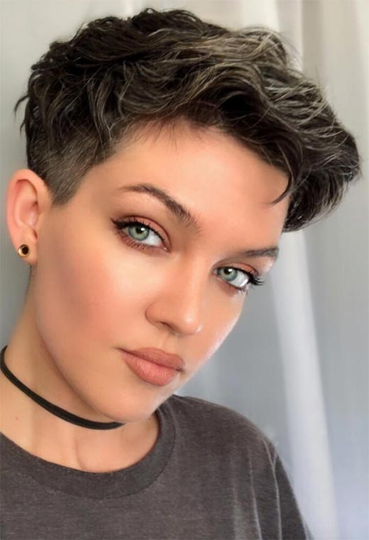 Прическа под короткий волос 61 Extra-Cool Pixie Haircuts for Women to Try Thick hair styles, Short pixie hai