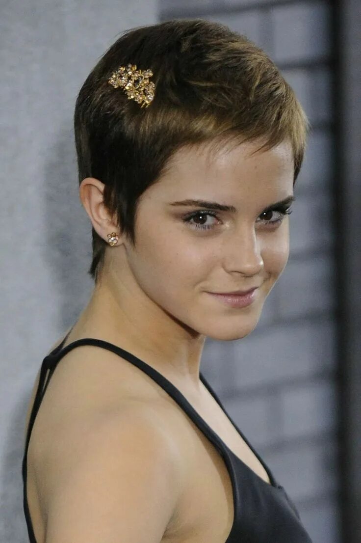 Прическа под мальчика Pin by Pranav Ghodke on Emma Watson Emma watson, Emma watson sexiest, Emma watso