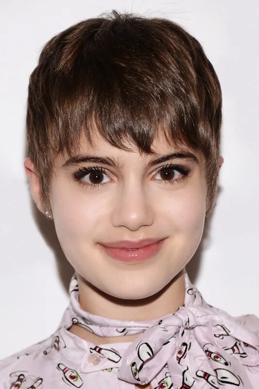 Прическа под мальчика для девочки подростка Сами Гейл (Sami Gayle) - актриса - фотографии - голливудские актрисы - Кино-Теат