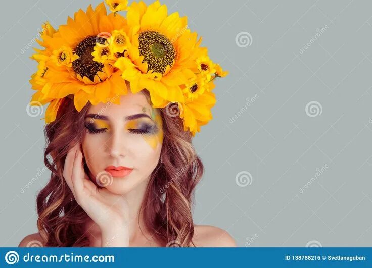 Прическа подсолнух женская Woman with Sunflower Headband Looking Down Stock Photo - Image of beautiful, hai