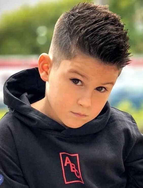 Прическа полубокс для мальчика 8 лет 36 Cortes de Cabelo Infantil Masculino (liso, cacheado e crespo) Boys fade hairc