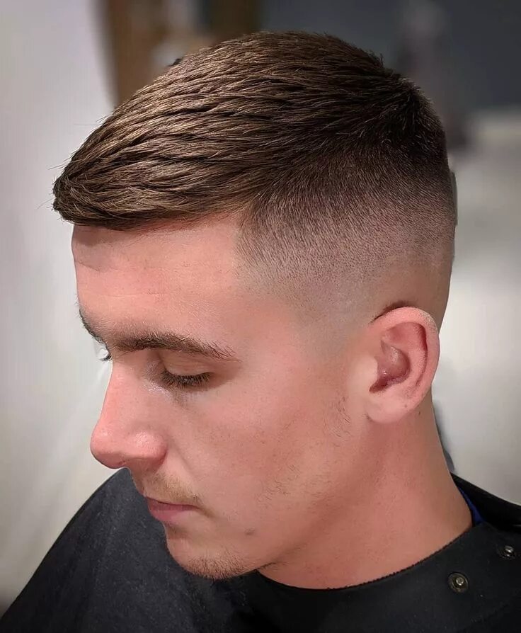 Прическа полубокс мужская с челкой focus.barbershop# menshair #fade #skinfade #ukbarber #barber #barberlife #barber