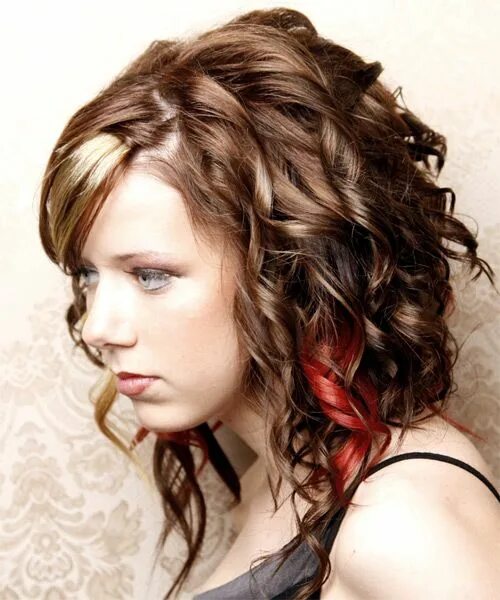 Прическа прядями на средние волосы Side View Curly hair styles easy, Curly hair styles, Short curly hair