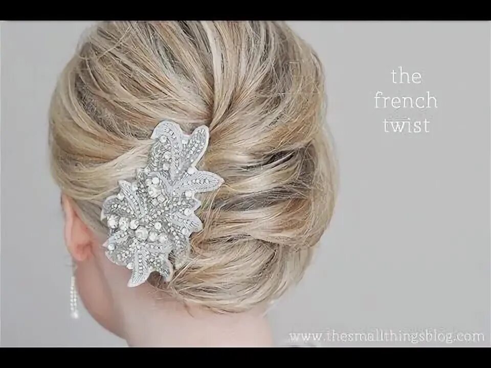 Прическа ракушка на каре French Twist Tutorial Small things blog, French twist hair, Wedding hairstyles m