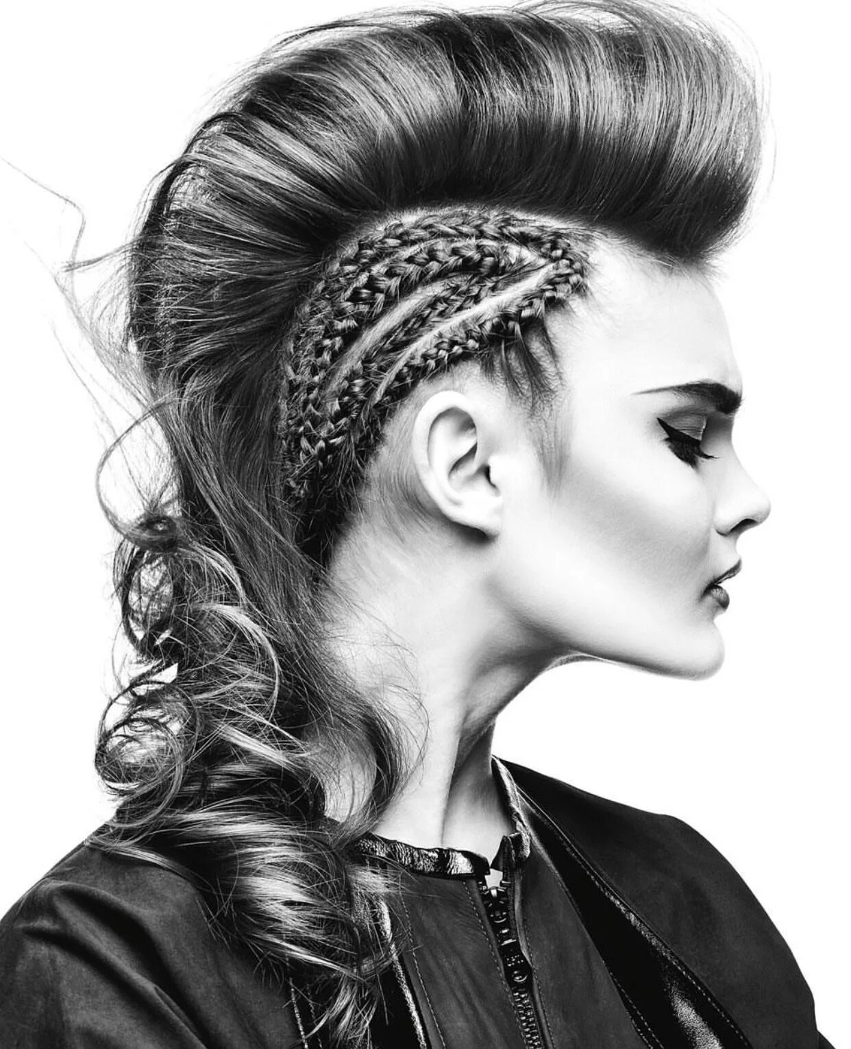 Прическа рокерская для девушек на каре Pin on Hair Artistic hair, Punk hair, Hair styles