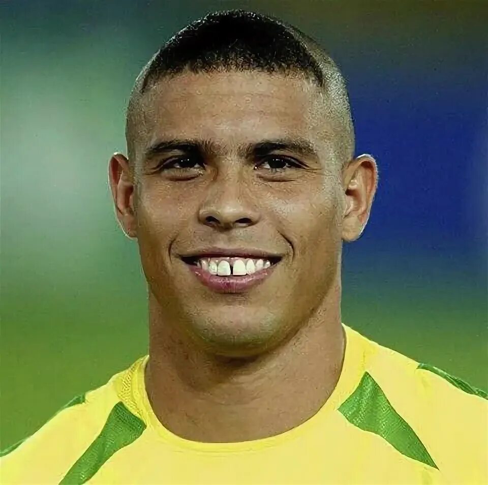 Прическа роналдо в молодые годы Pin by Reinaldo José Mendes on SCCP Ronaldo, Football hairstyles, Ronaldo 9