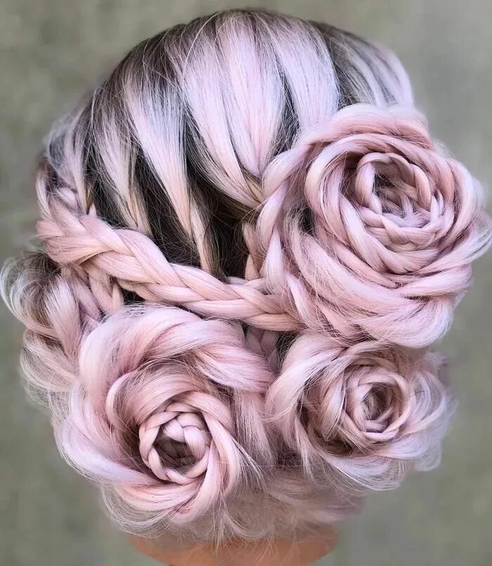 Прическа роза на длинные волосы Braided Rose Hairstyle Transforms Ordinary Locks Into a Beautiful Blooming Updo 